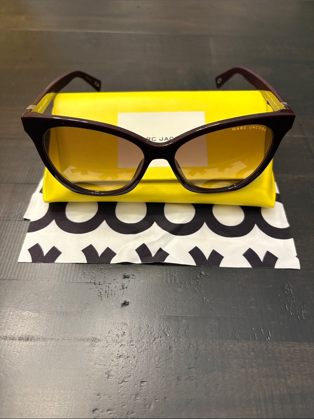 Marc Jacobs Women's Cat-Eye Sunglasses in Burgundy with Gradient Lenses